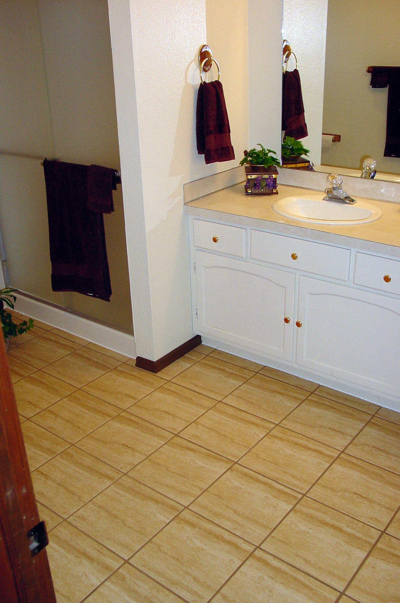 How To Lay A Floating Porcelain Or Ceramic Tile Floor Over A